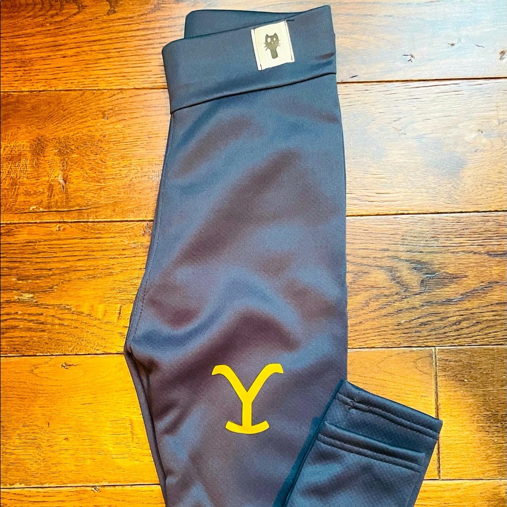 NEW Women’s Yellowstone Leggings